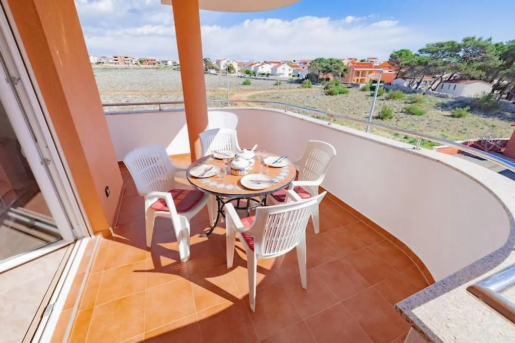 Apartment Vito, Pag Island Povljana