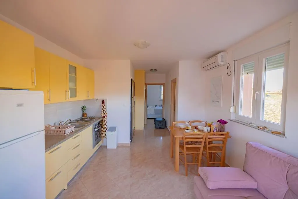 Apartment Vito, Pag Island Povljana 0*,